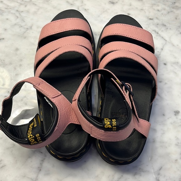 Dr. Martens Blaire Sandals in Peach size 8 NEW - Picture 10 of 12
